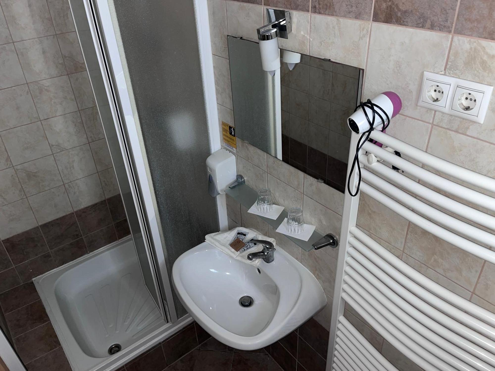 Hotel Rose City Budapest Eksteriør billede